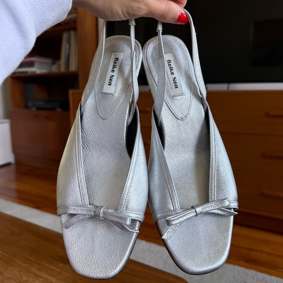 Reike Nen Shoes - Reike Nen Nabi Slingback Kitten Heels in Silver